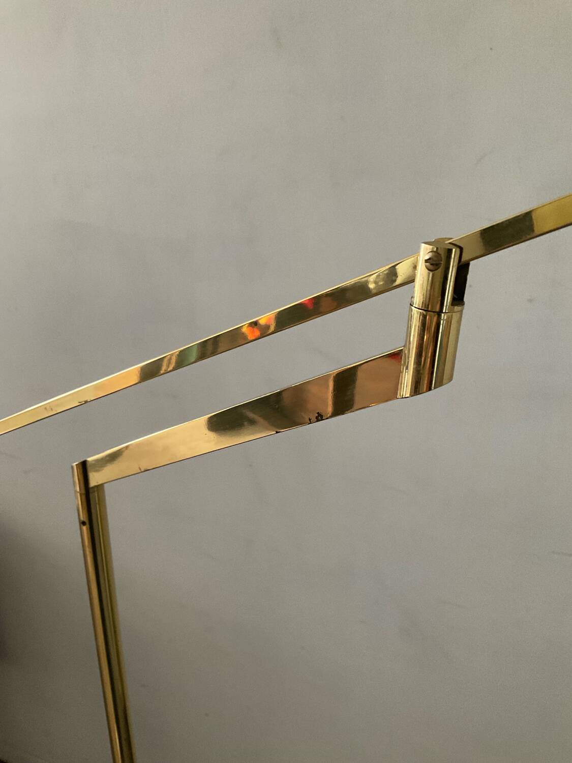 Vintage brass counterweight floor lamp