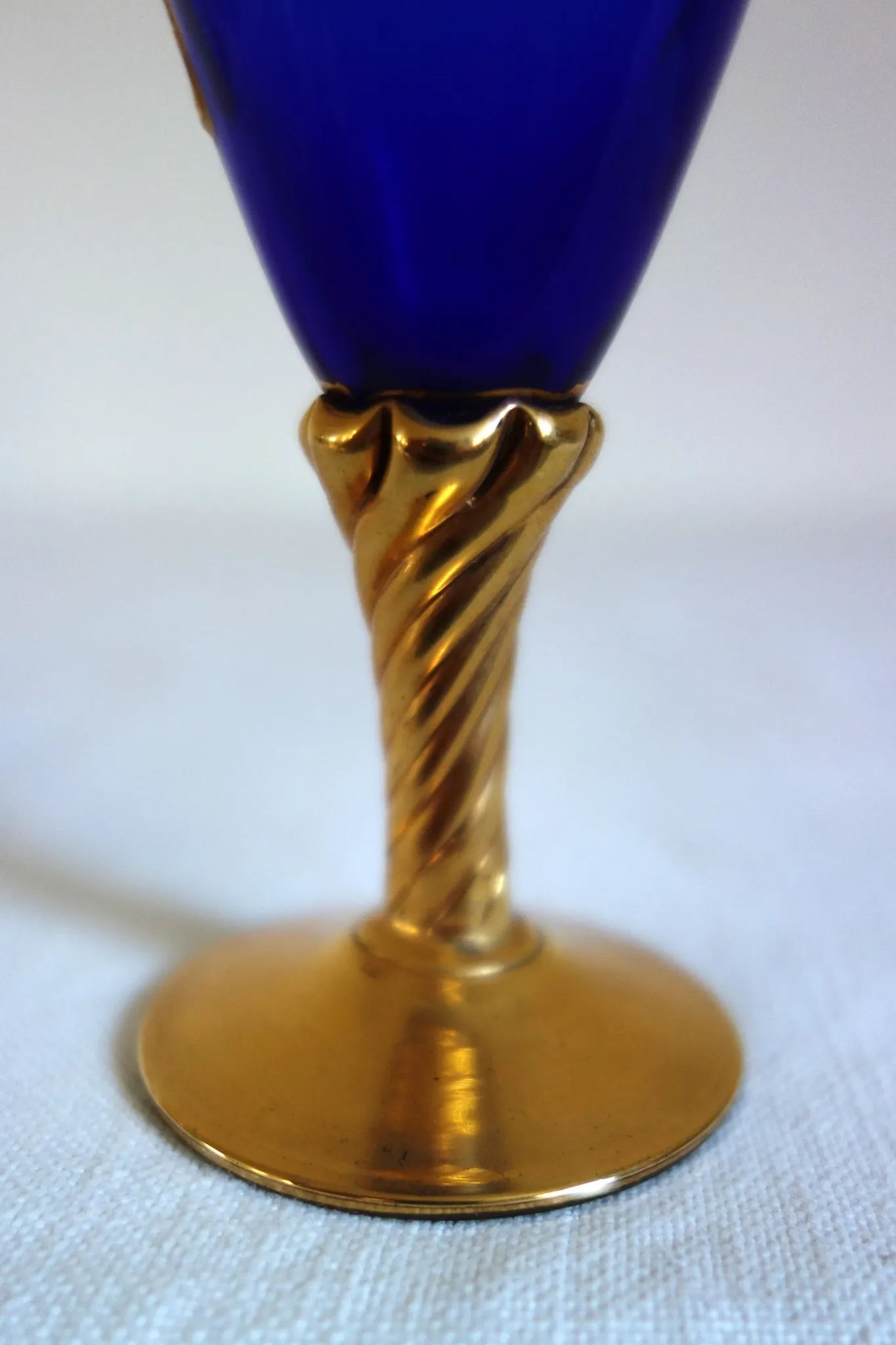 6 vintage cobalt blue and gold Murano aperitif glasses