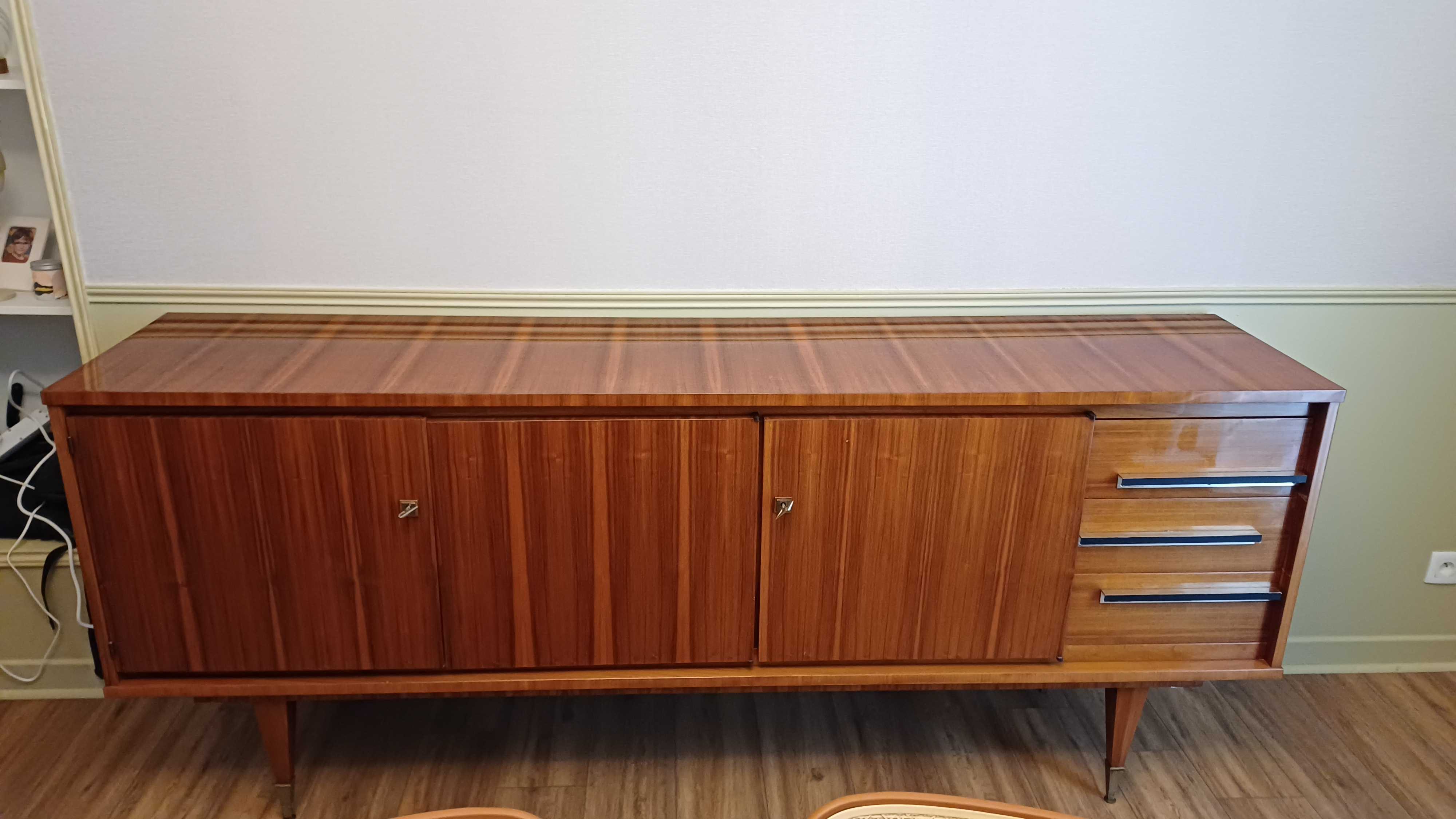 Enfilade en bois