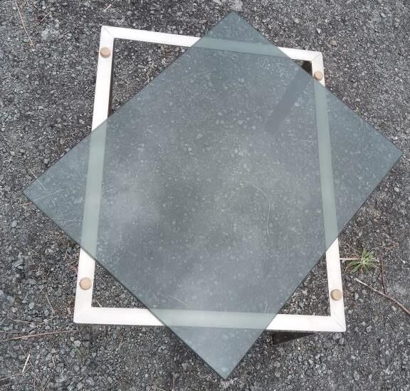 Coffee table glass and chrome metal