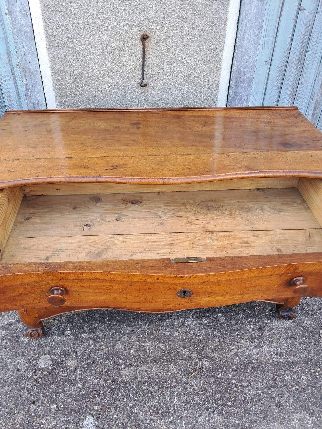 Commode Louis XV en noyer