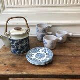 Set of 4 vintage cups