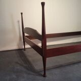 Twin/bunk beds