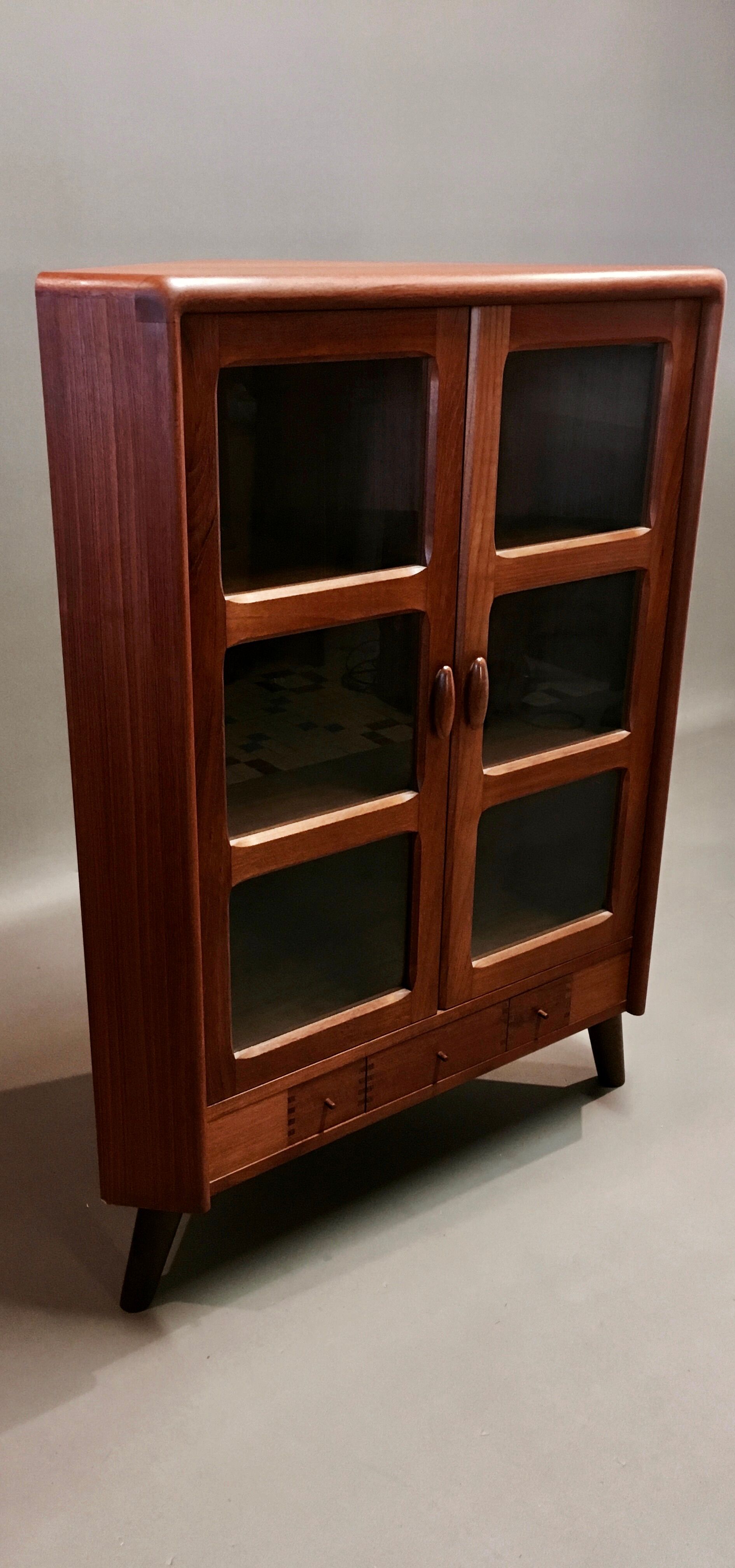 Scandinavian corner tingk 1950