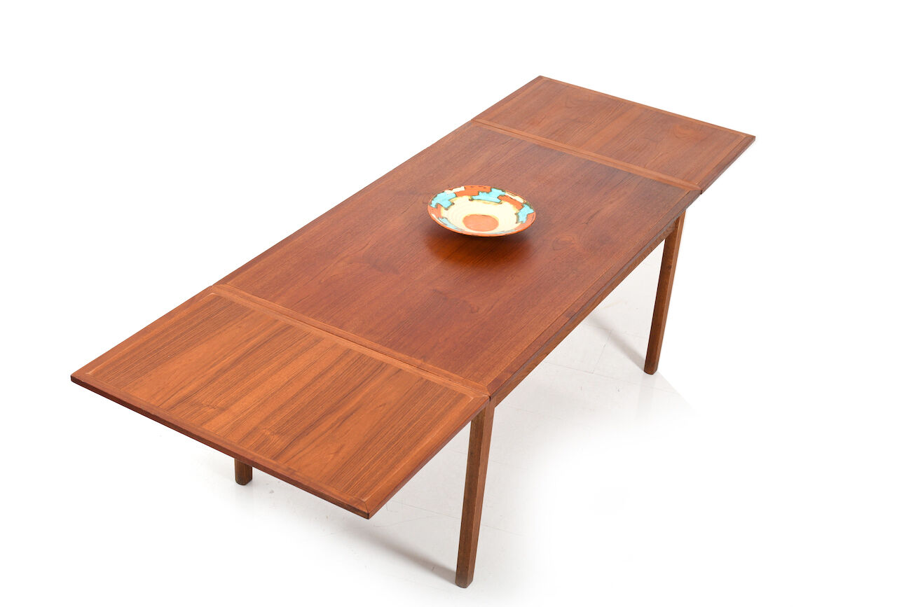 Old Børge Mogensen extendable dining table in teak & oak by FDB