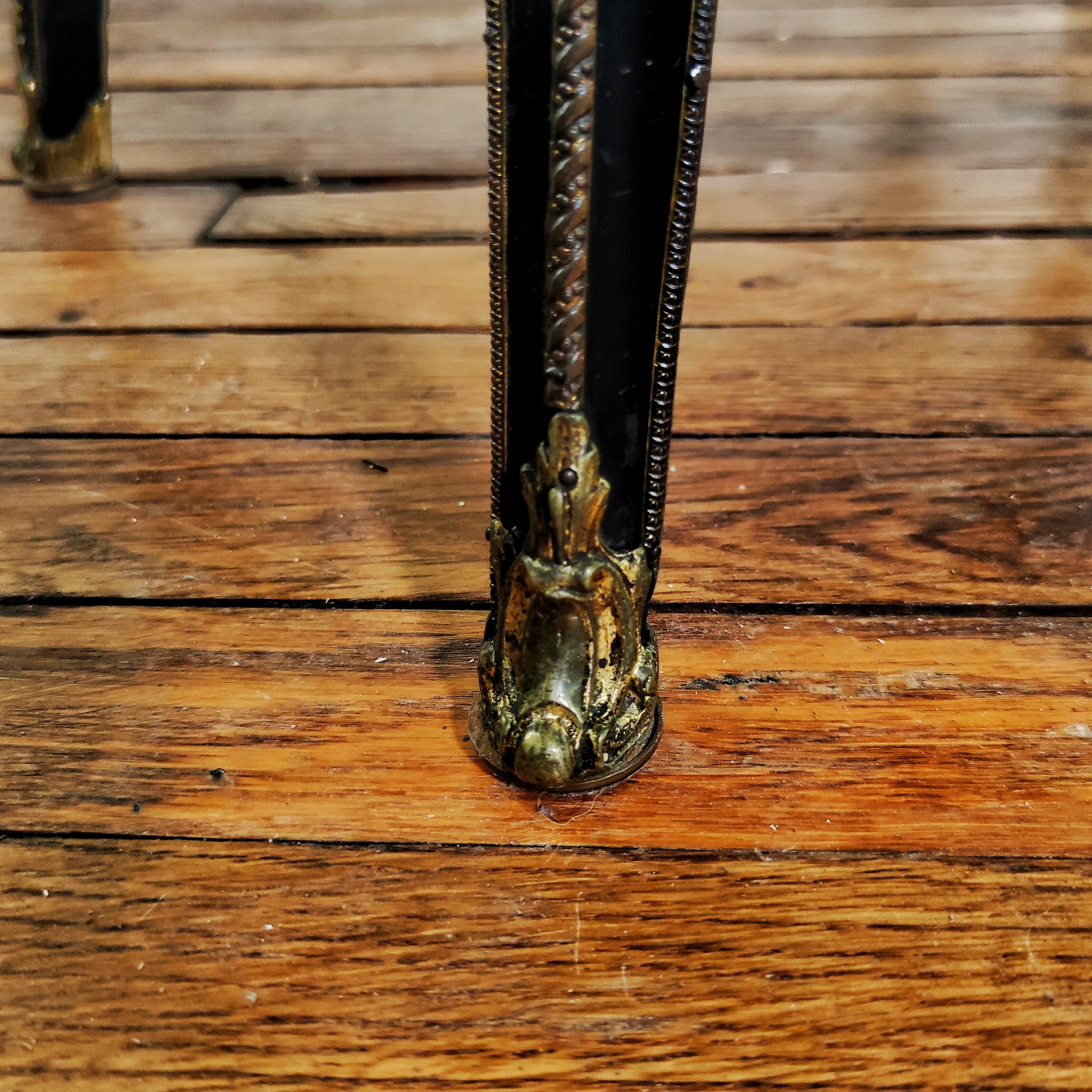 Worker Diehl black lasked wood