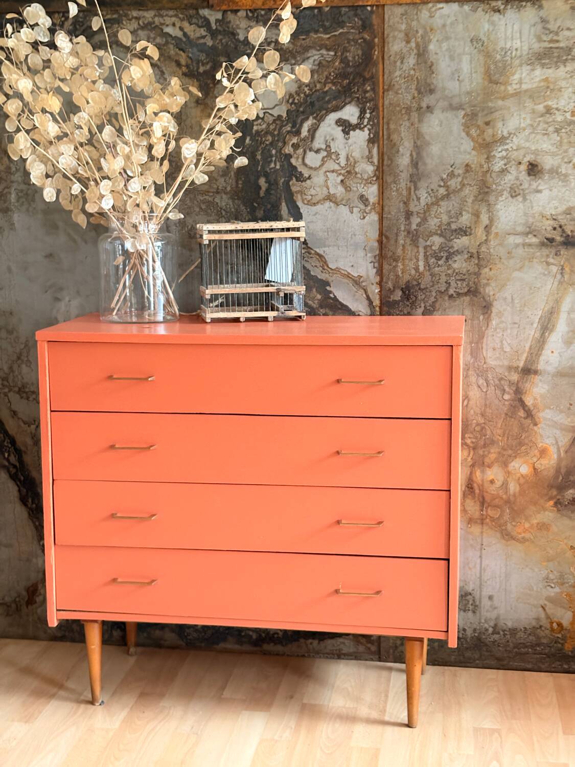 Vintage terracotta commode