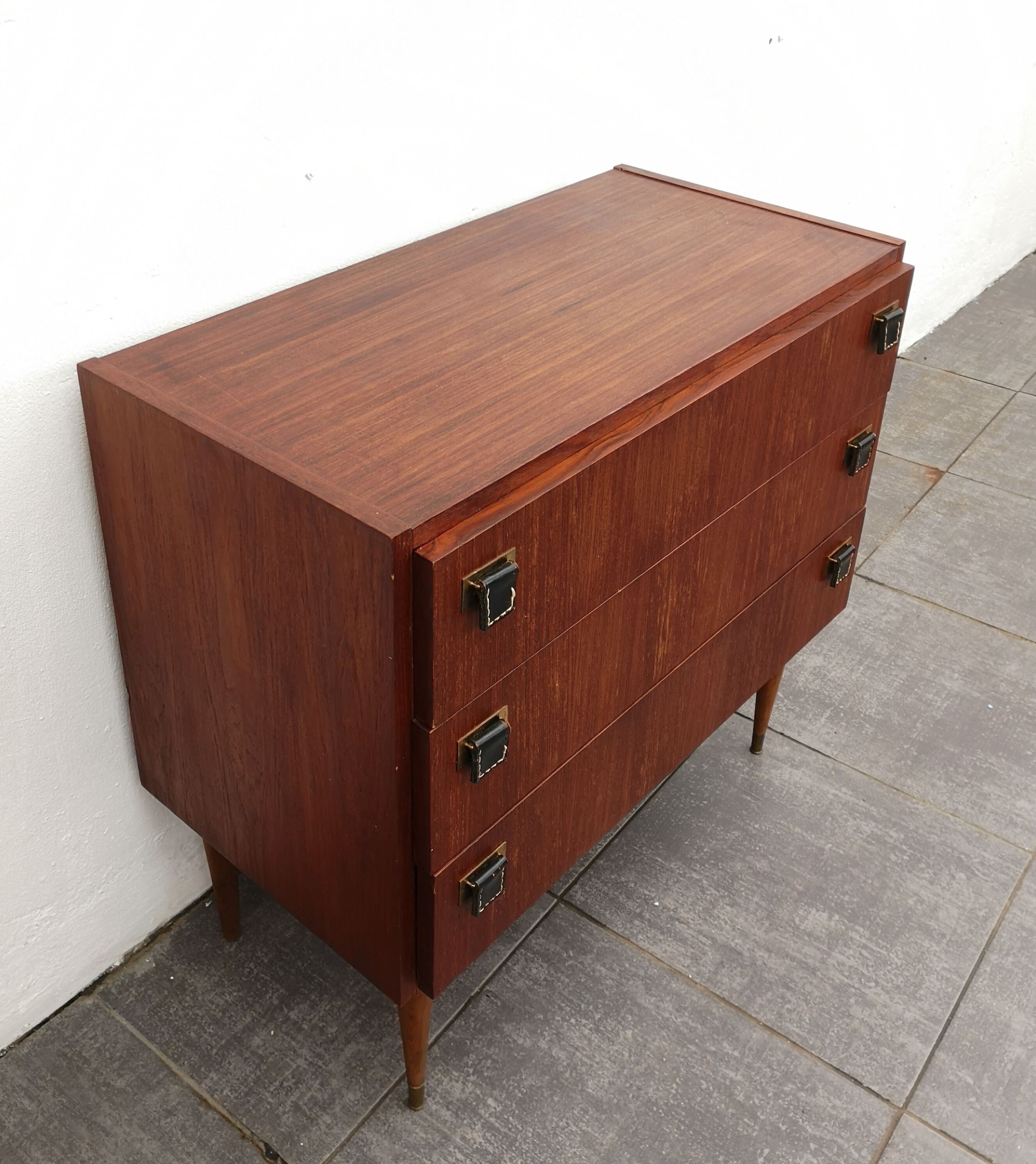 Vintage dresser