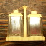 Saliere & pepper in bakelite
