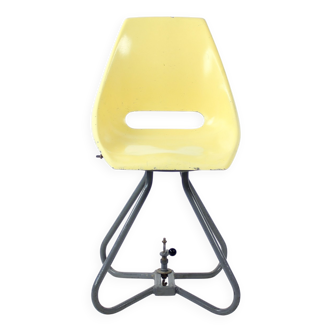 Chaise tramway jaune par Miroslav Navratil pour Vertex, années 1960