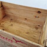 Vintage wooden box Chocolat Poulain