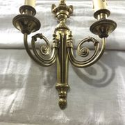 Applique en bronze de style Louis XVI à 2 lumières