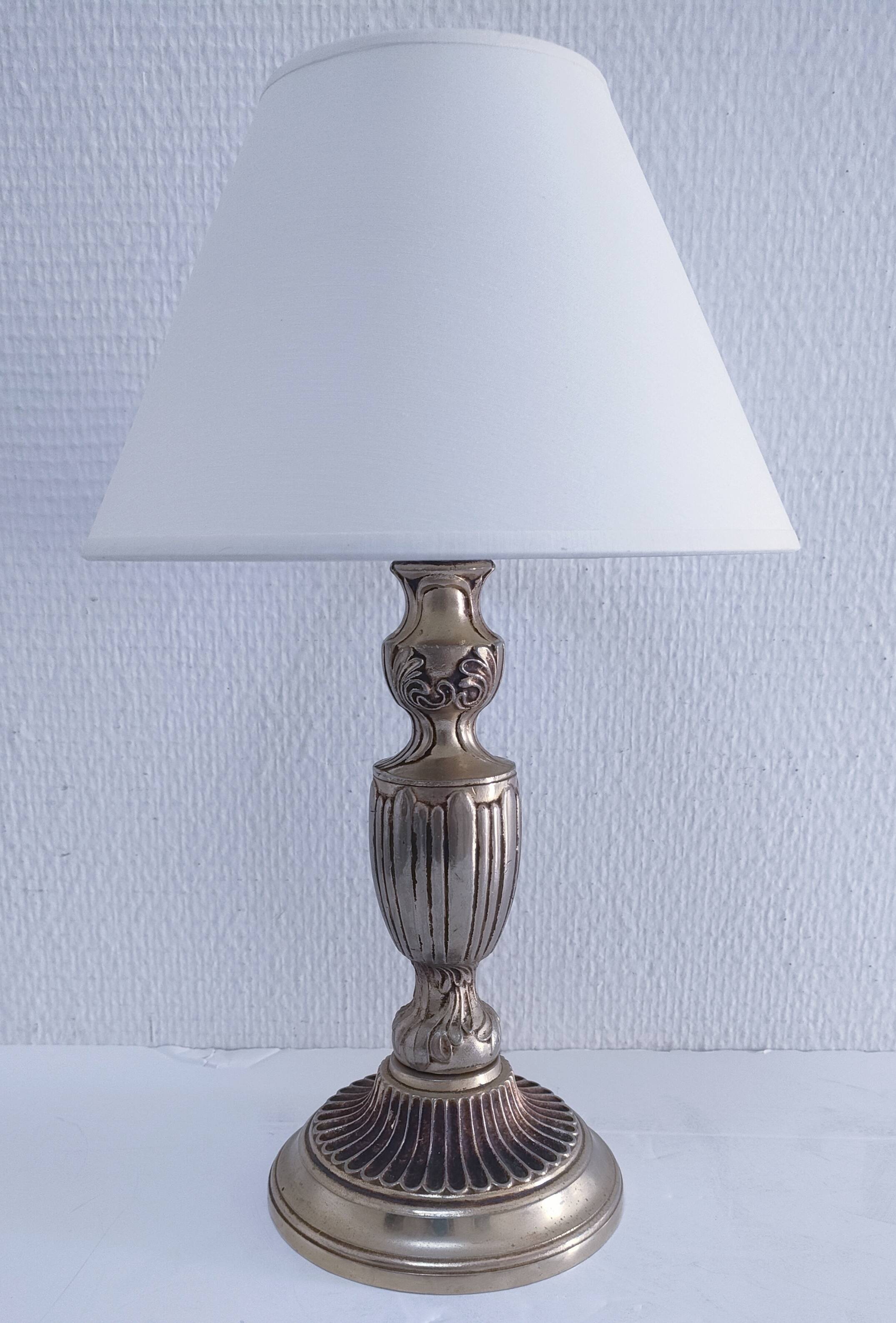 Neo classic gold metal lamp base