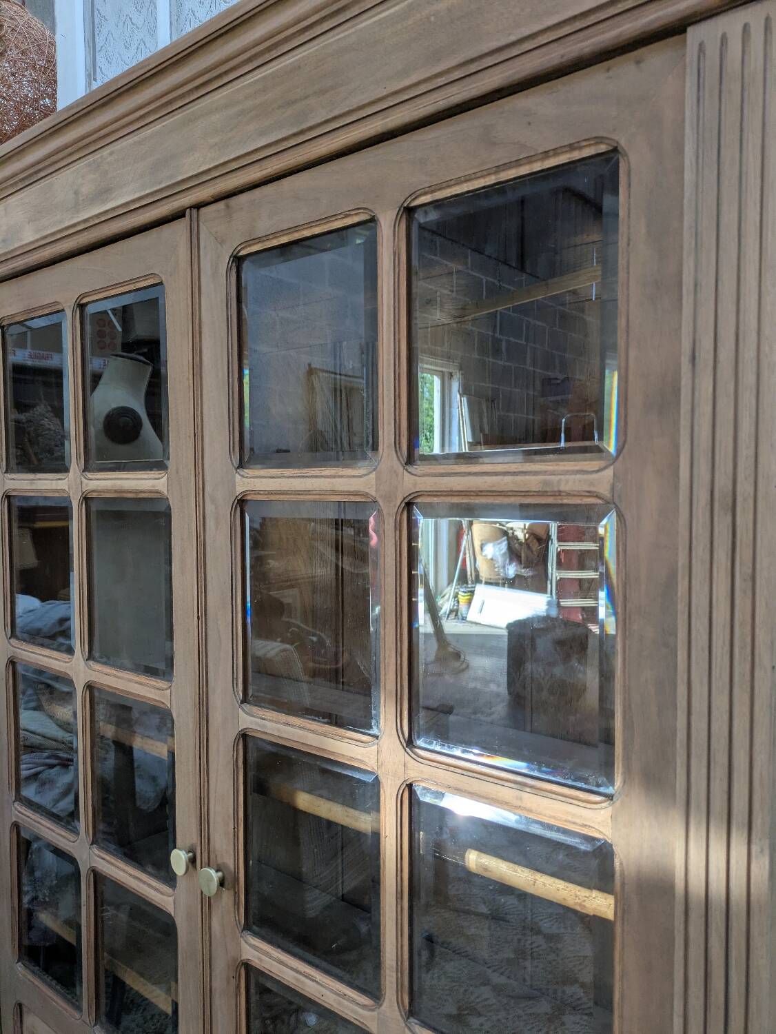 Glass cabinet