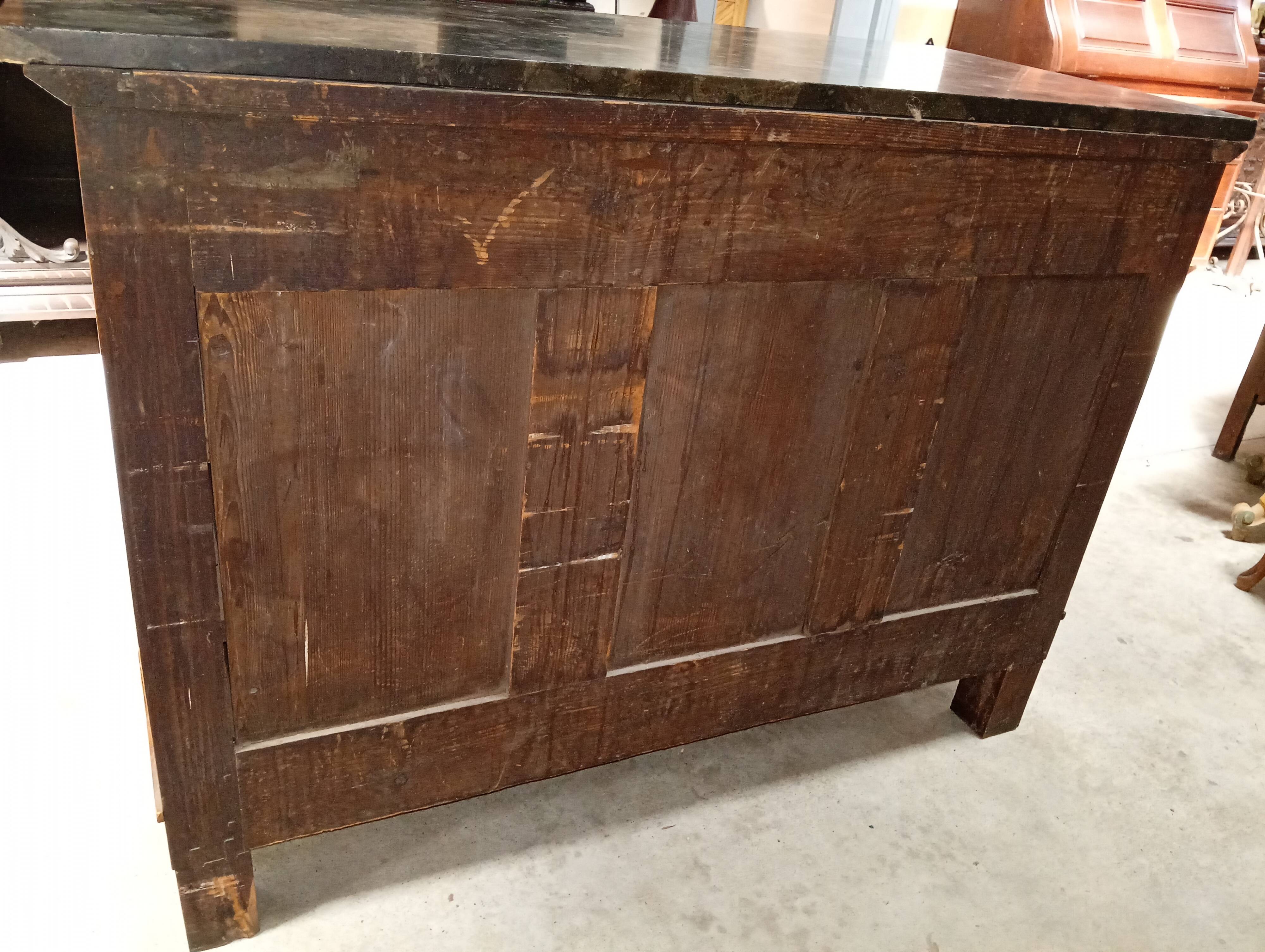 Important Empire Commode in walnut – black marble – 19th century
