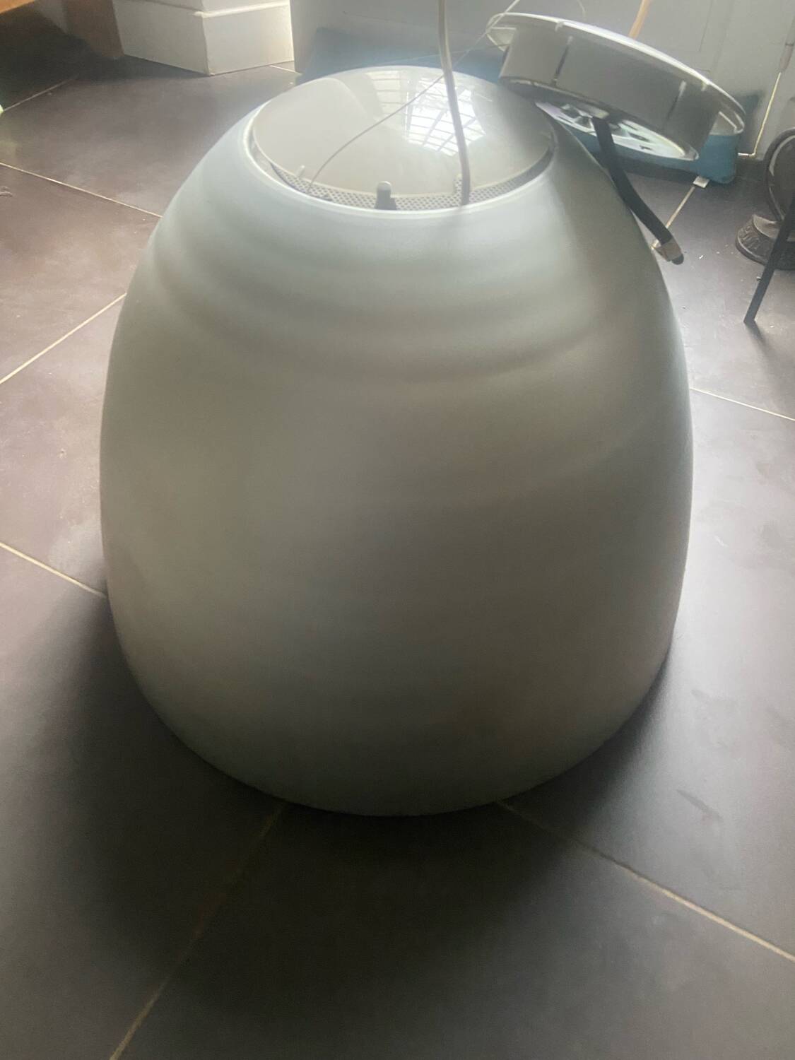 Industrial ball suspension