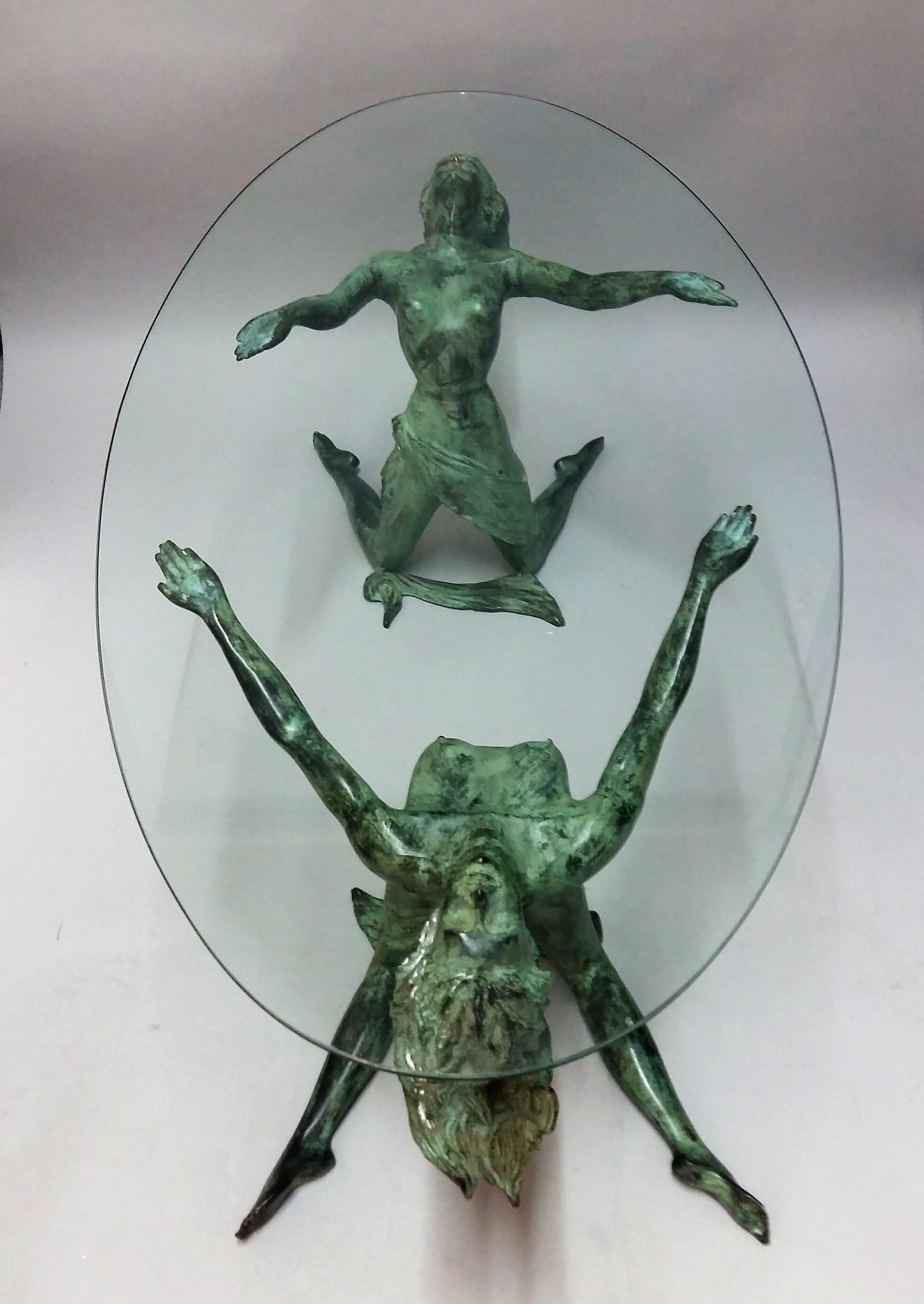 Table low vintage brass and glass. Circa 70