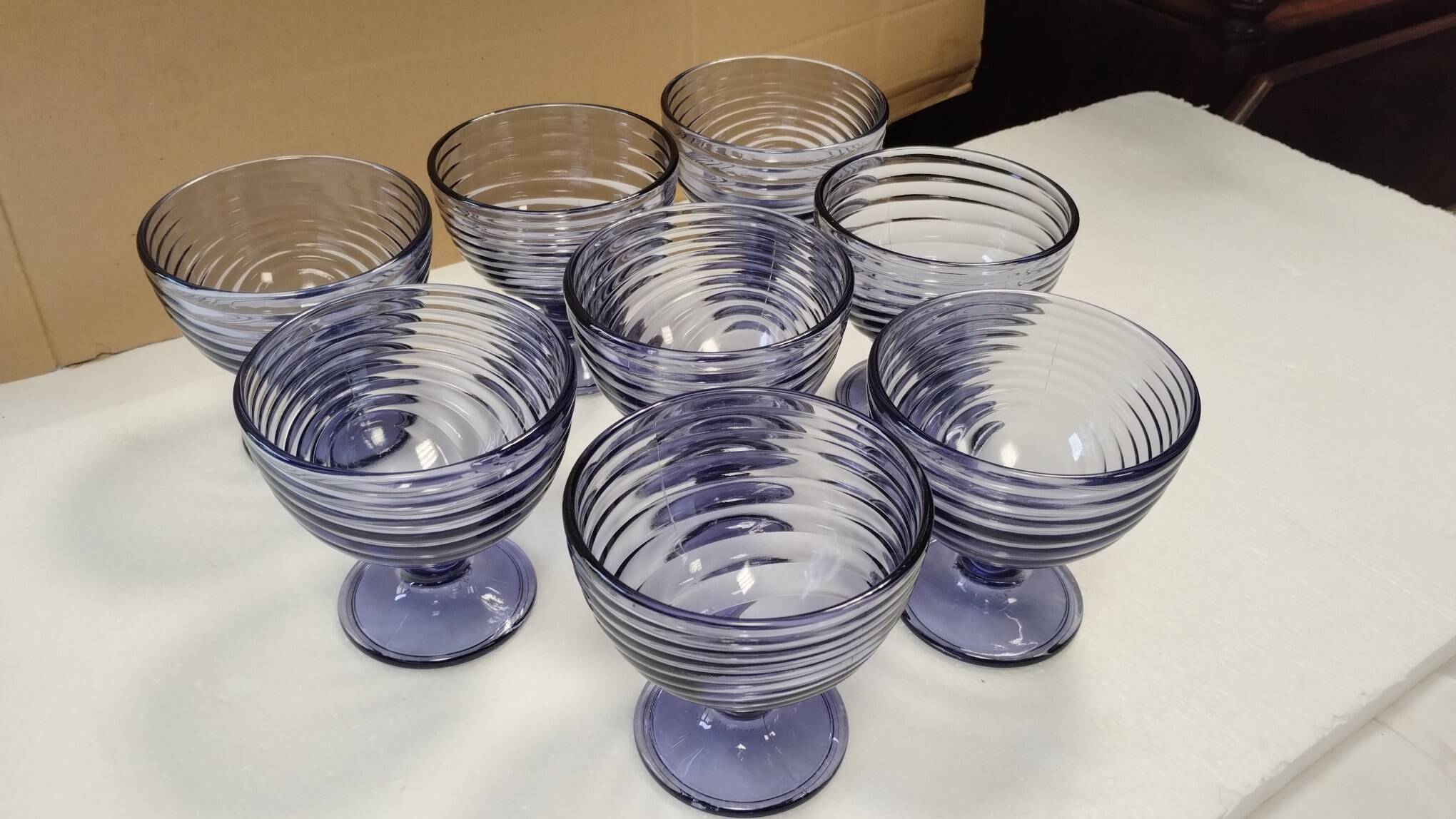Set of 4 ARC Vintage Swirl Glass Dessert Cups