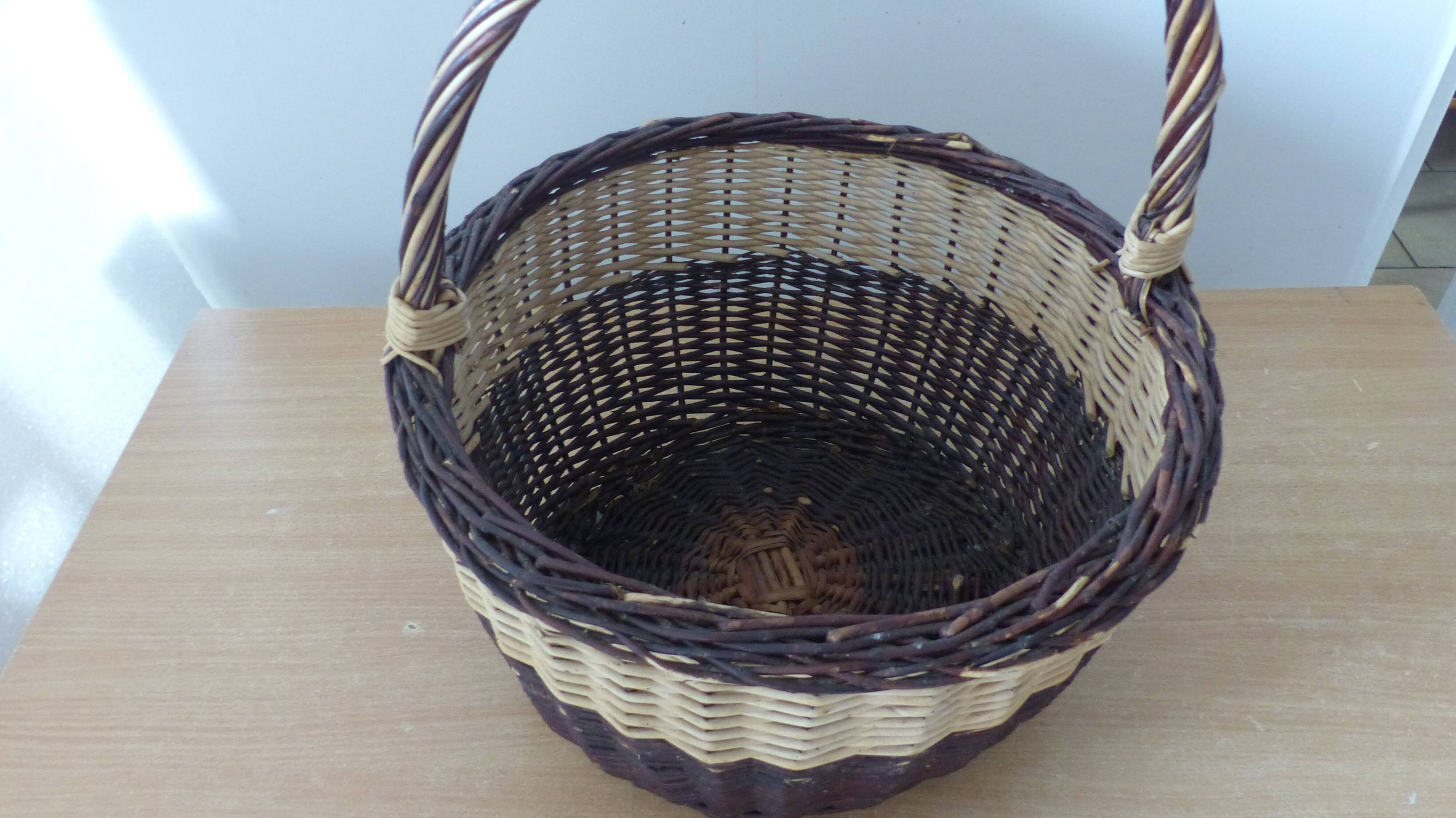Wicker basket