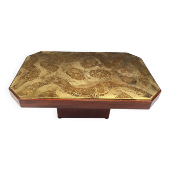 Table basse vintage en laiton gravé des années 1970