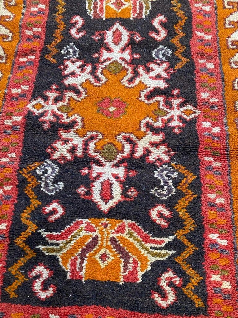 Vintage Moroccan tribal carpet 110x70 cm