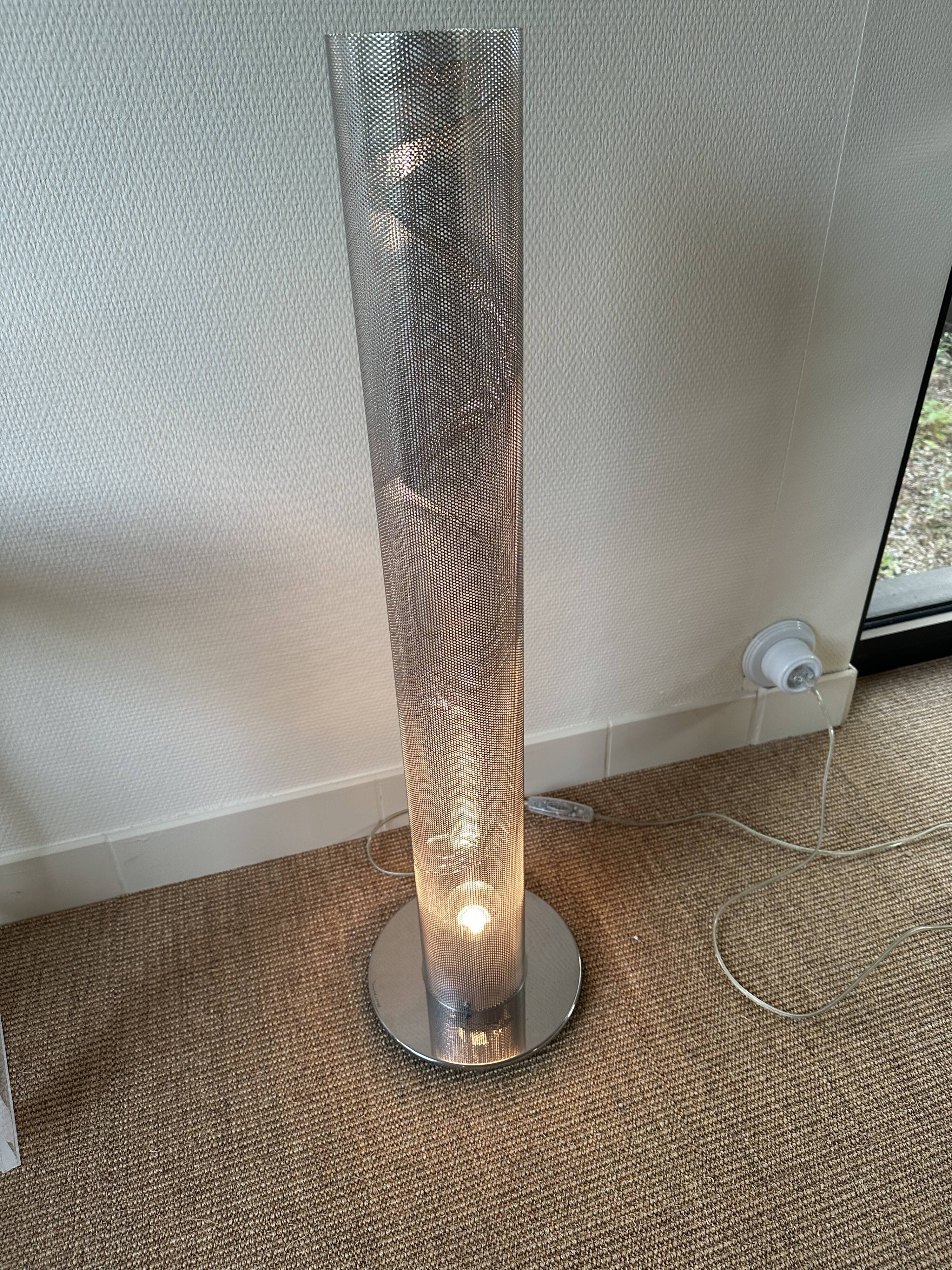 Spiral column lamp in polished stainless steel Thierry Vidé