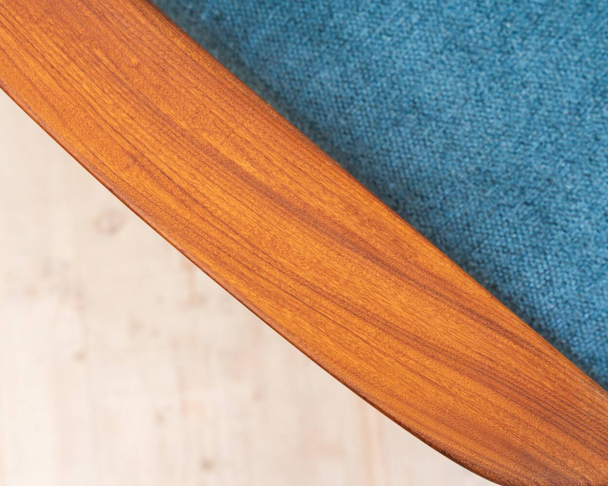 Fauteuil Teak années 60 Bleu