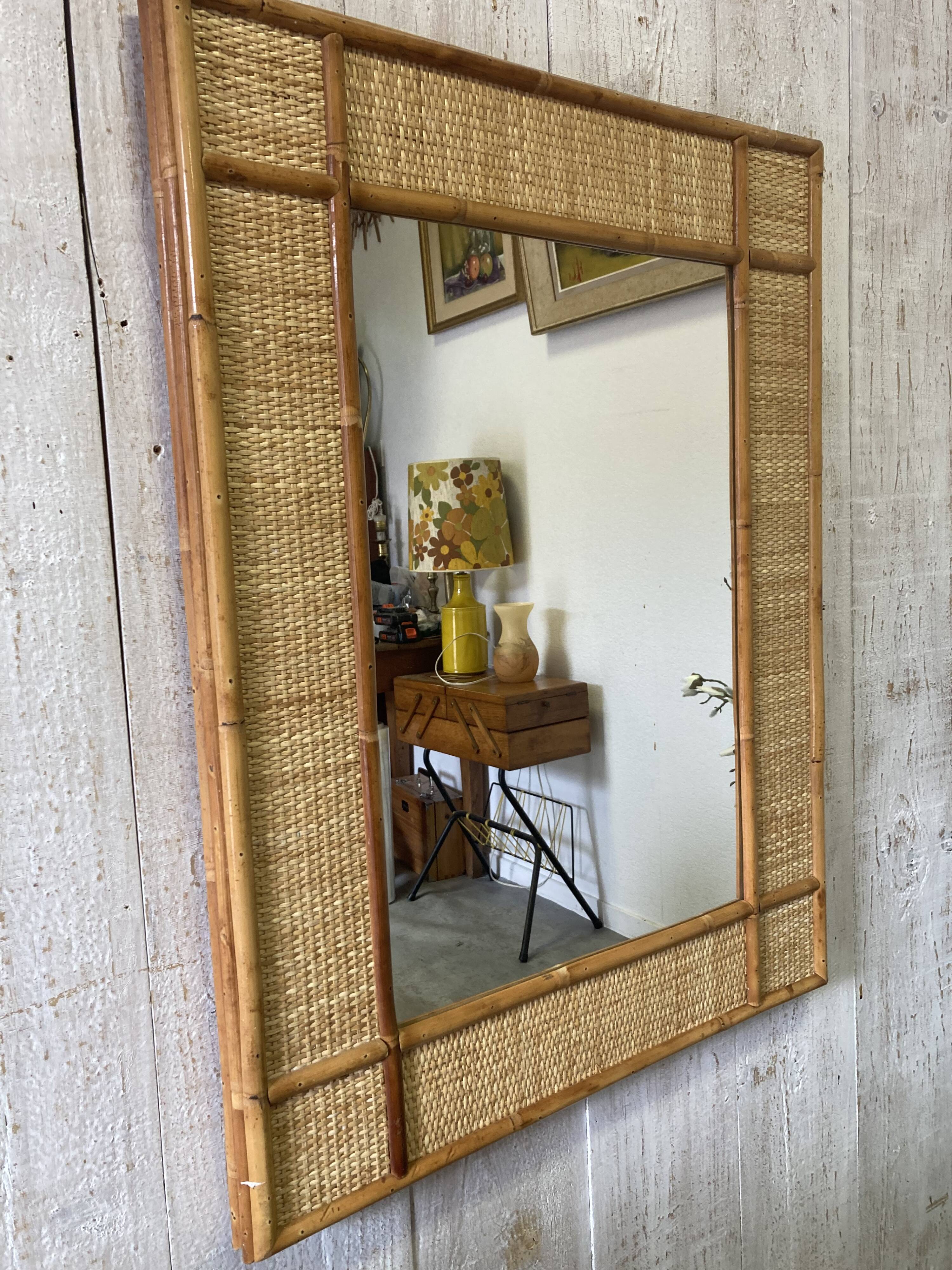 Miroir en rotin vintage