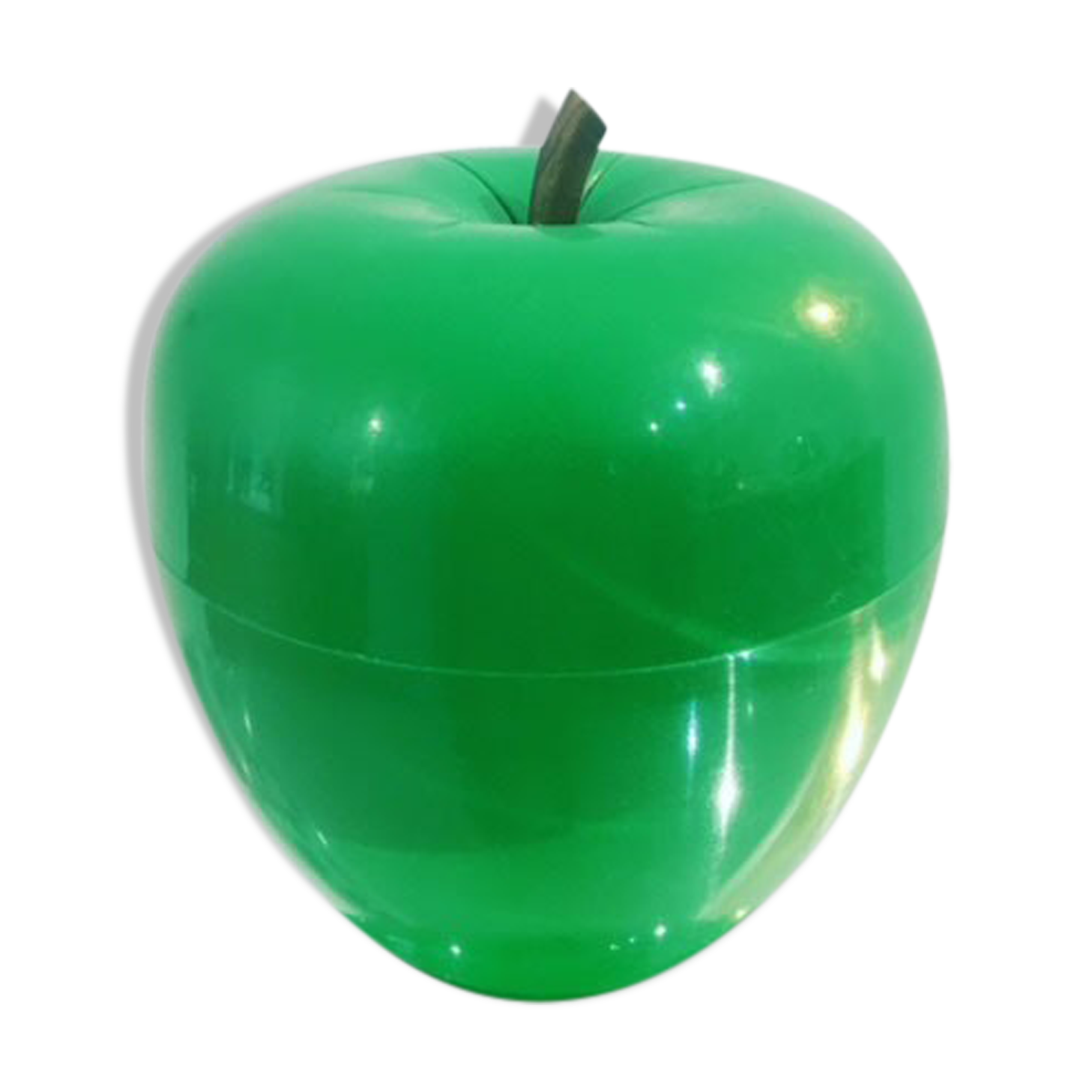 Green ice cube apple