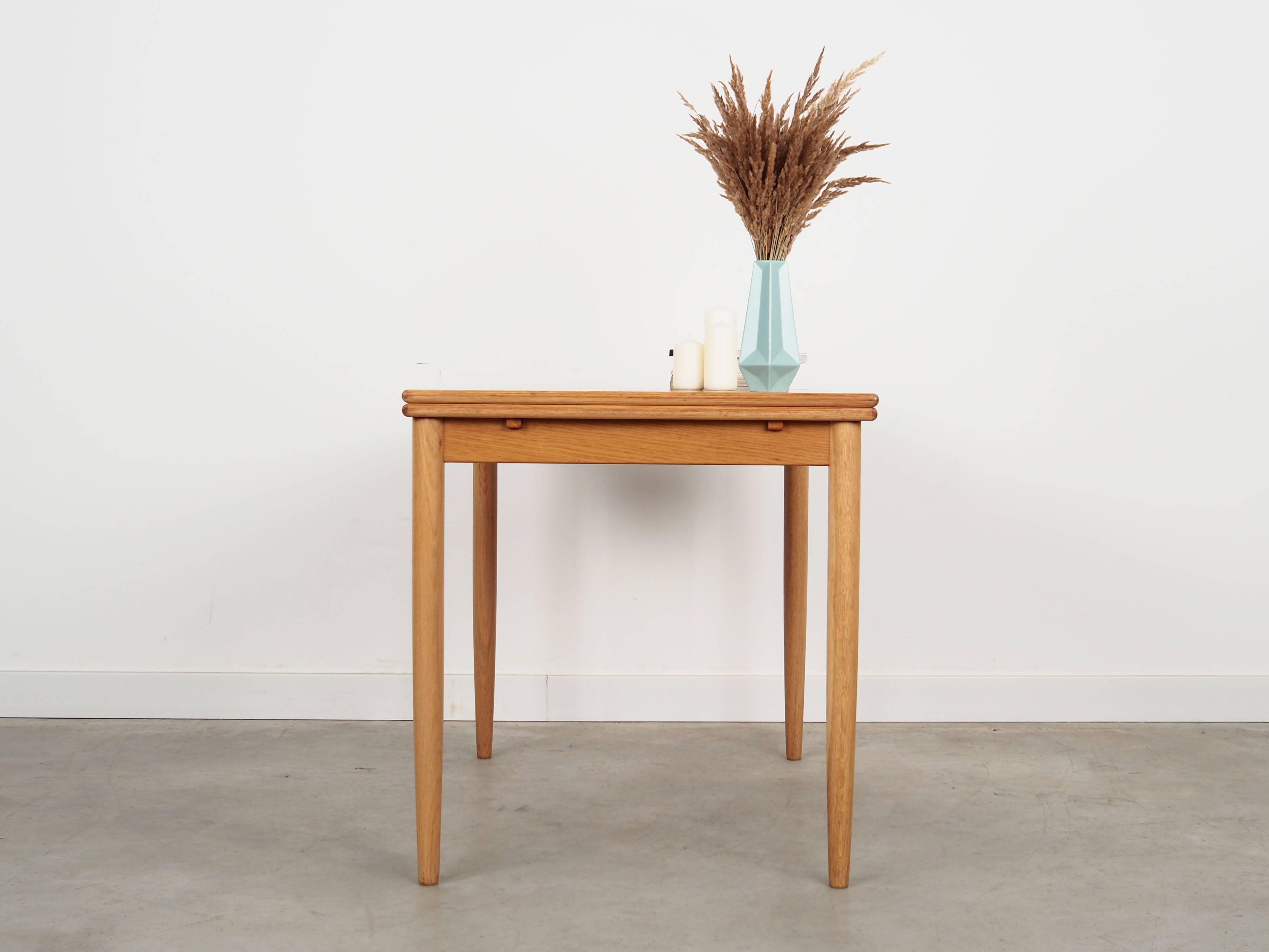 Ash table, Danish design, 1980s, production: Denmark