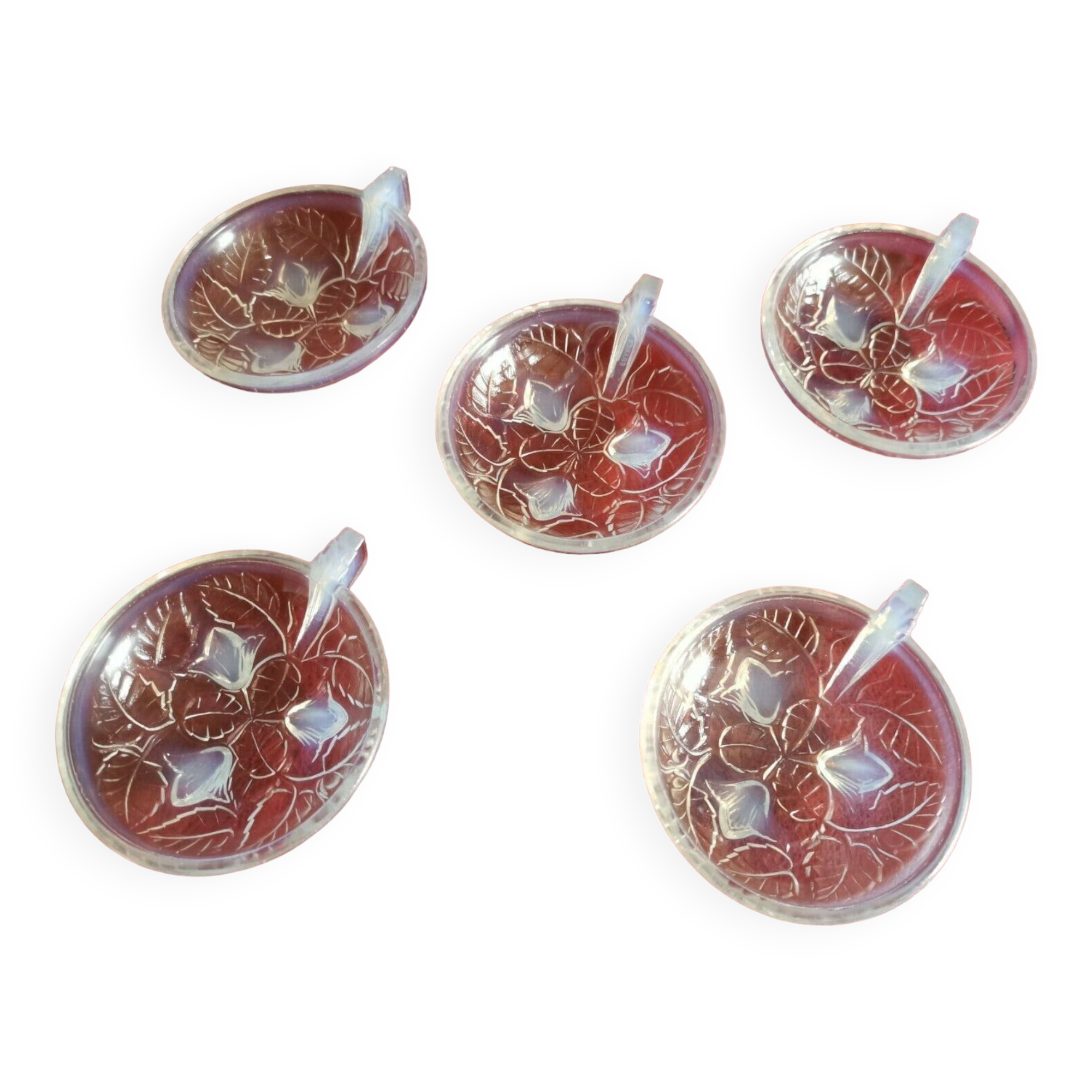 5 cups d'avesn france , art deco hazelnut pattern 11 cm , opalescent glass