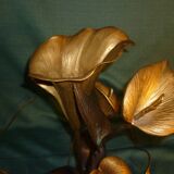 Bronze lamp with arum flowers