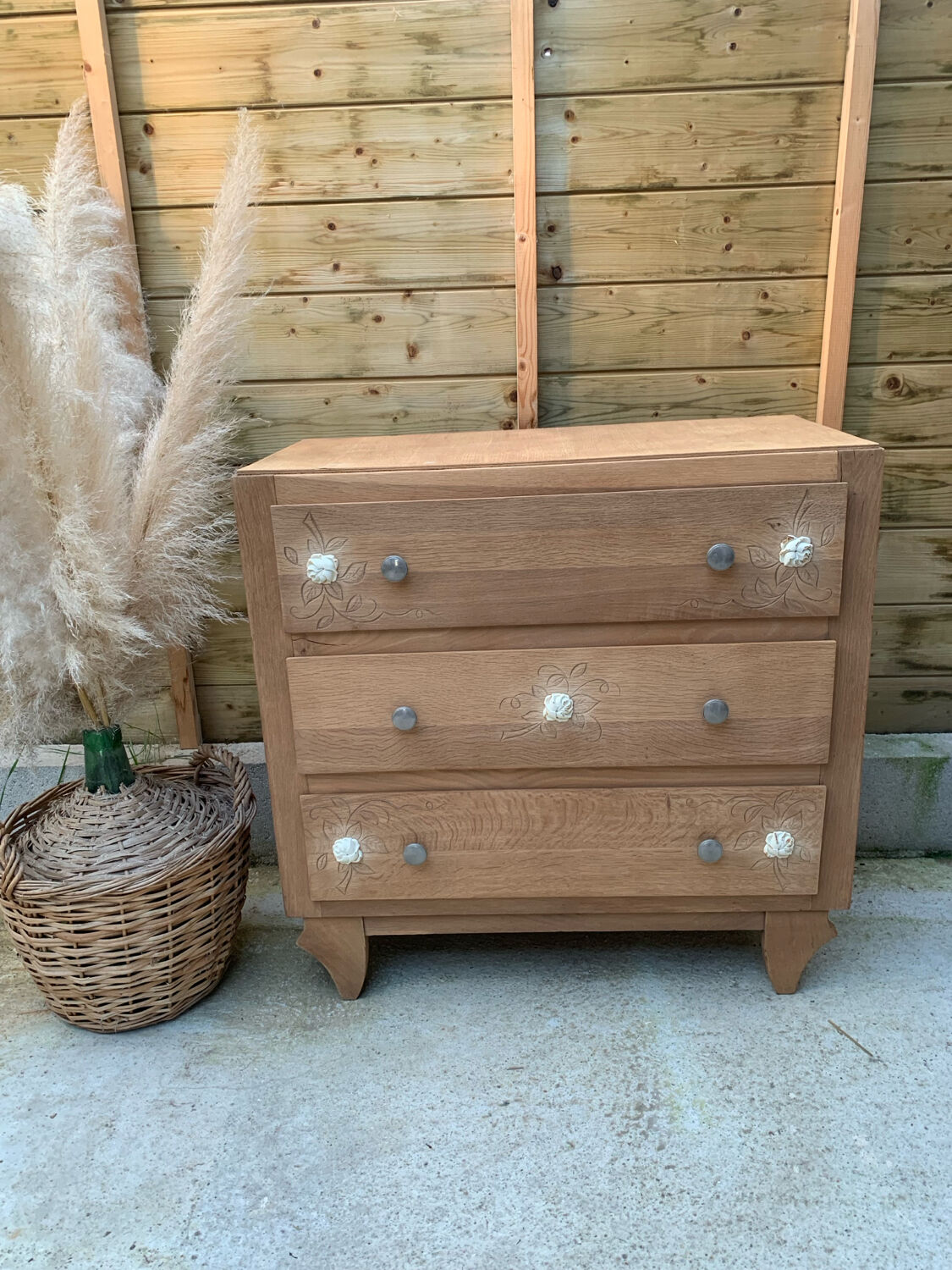 Art Deco chest of drawers