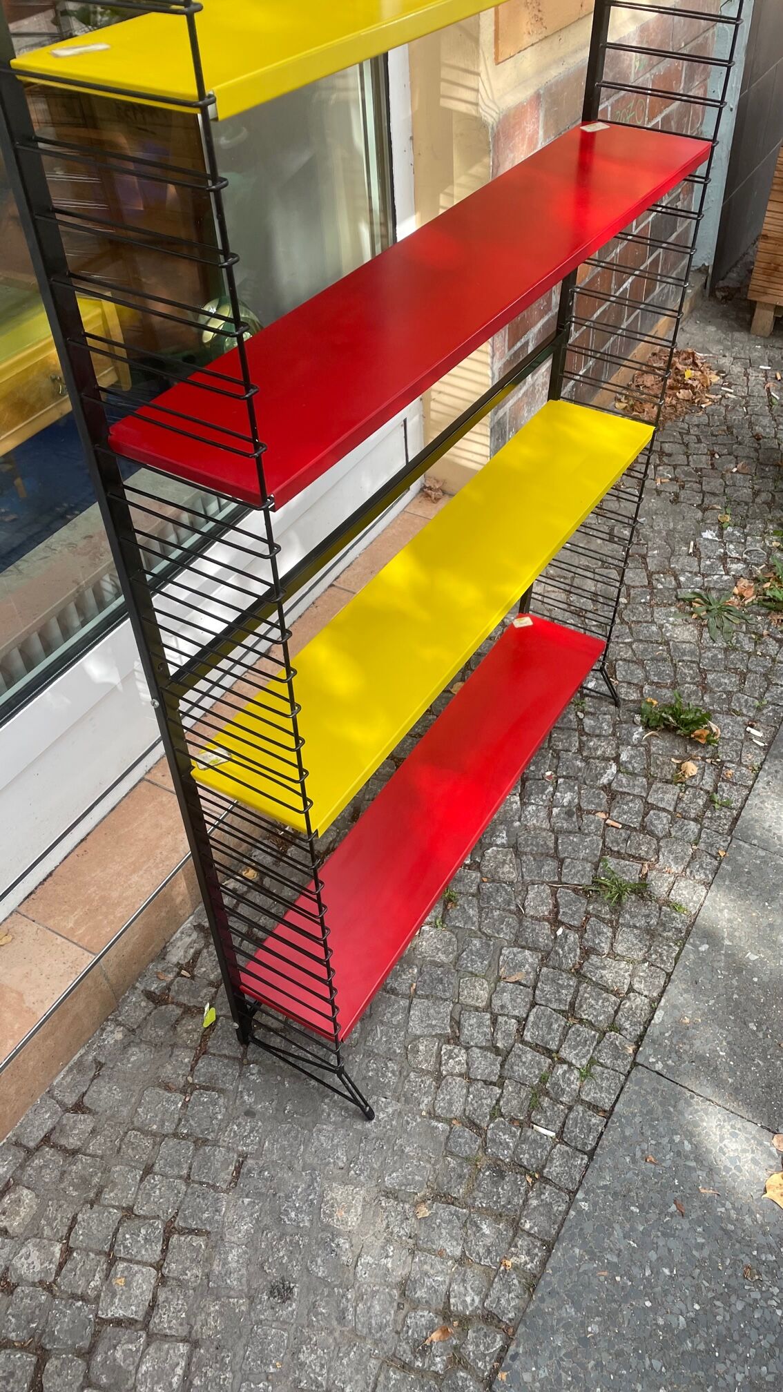 Floor on feet of the brand Drentea Emmen-Holland