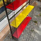 Floor on feet of the brand Drentea Emmen-Holland