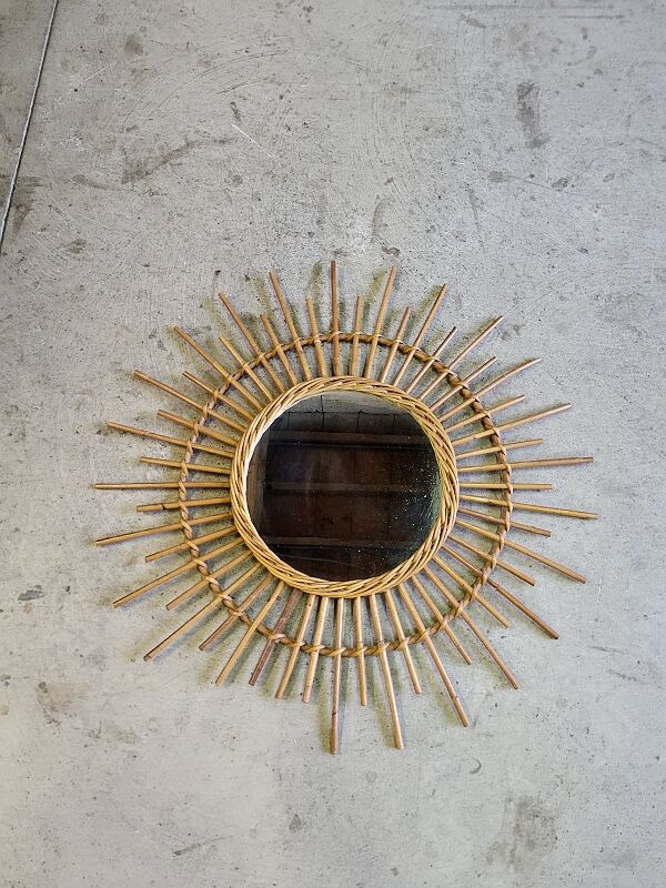 Round rattan mirror 1970