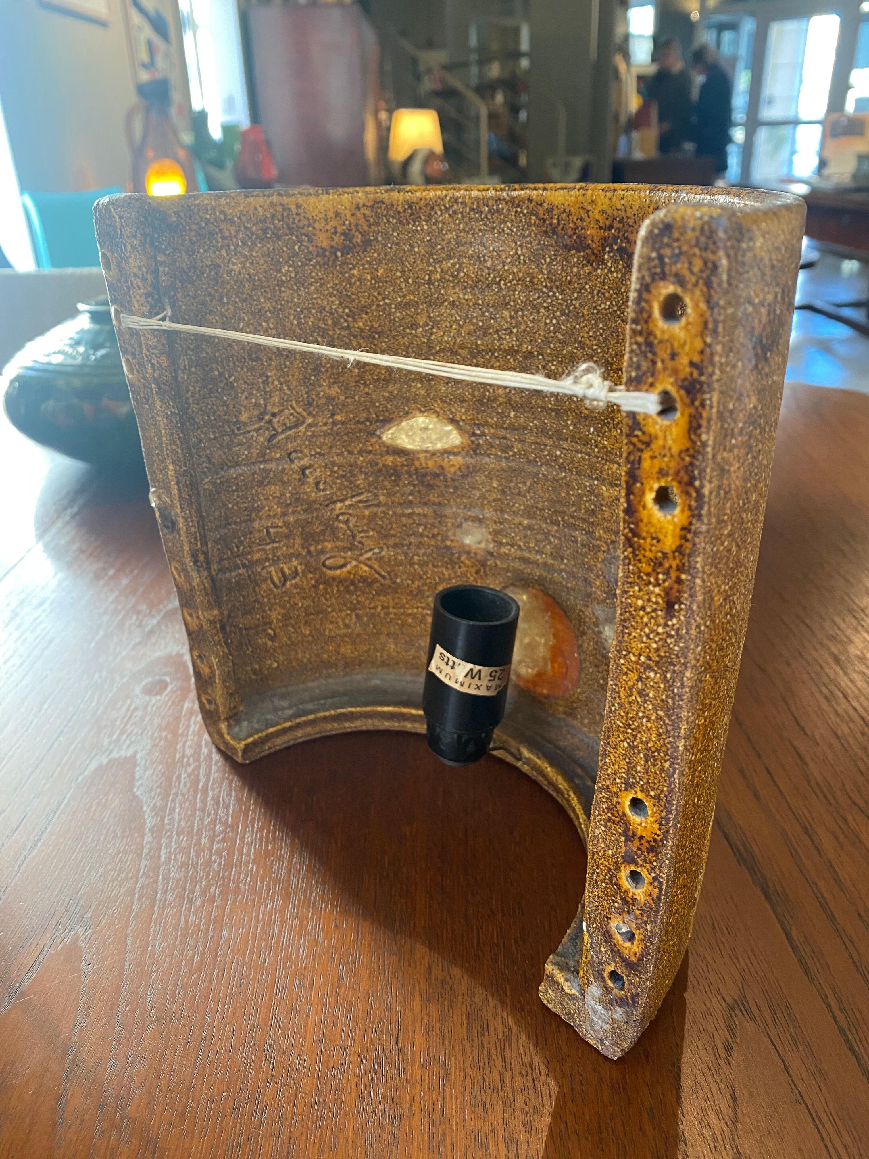 Wall lamp in ceramic and Accolay resin