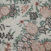 Coral red farmhouse floral rug 206x112cm