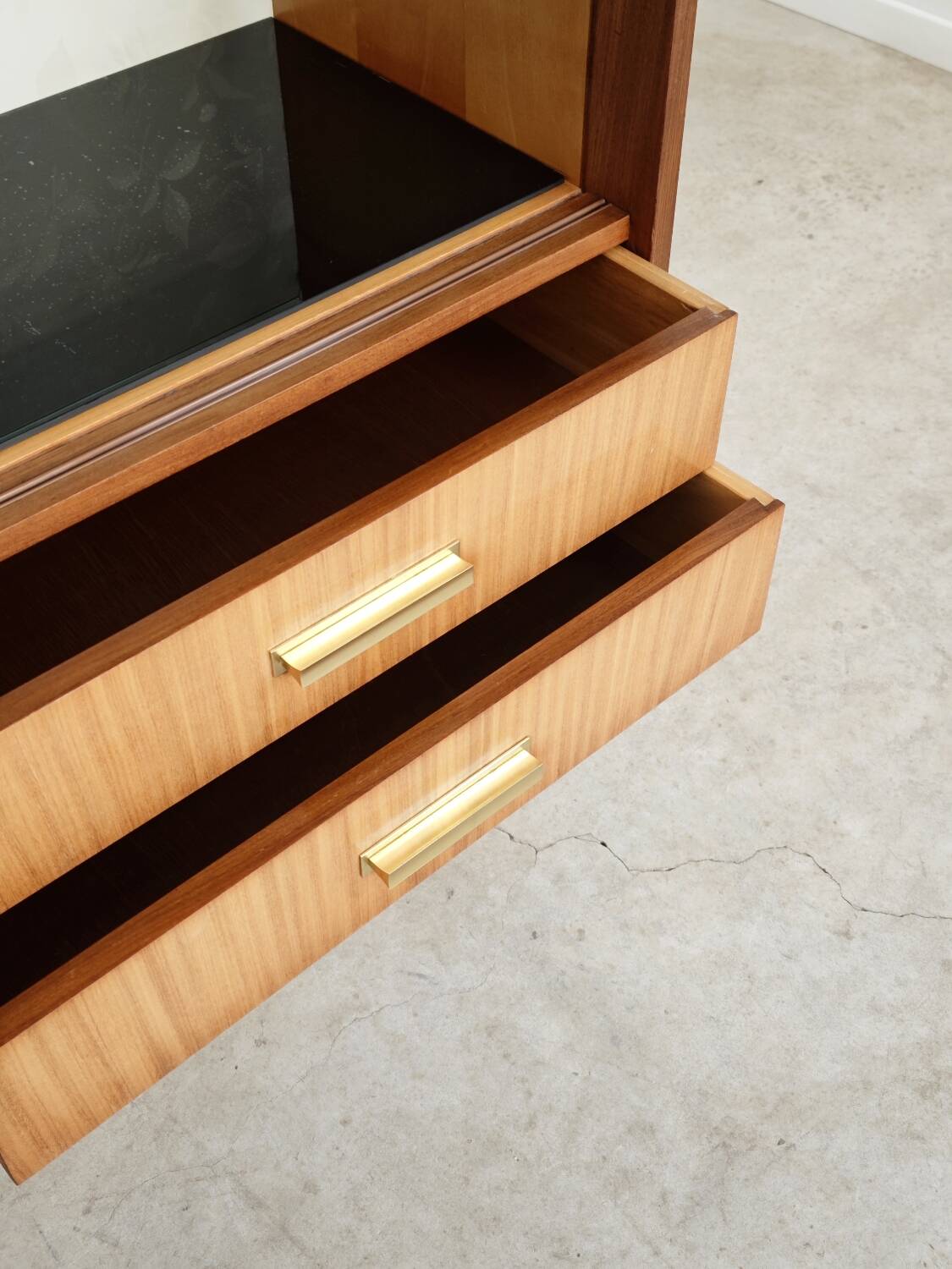 East German sideboard/glass cabinet from the 1960s