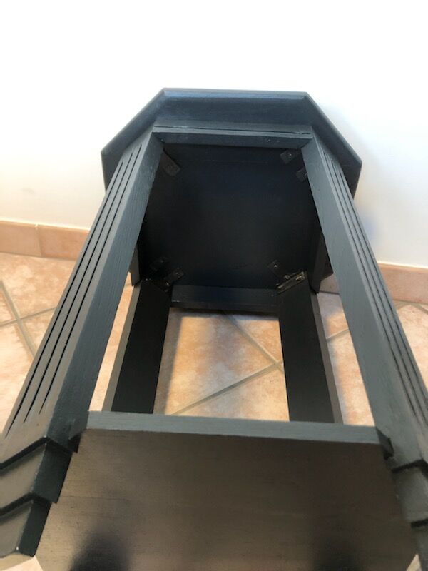 Octagonal art deco pedestal