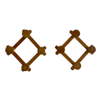 Paire de porte-manteaux accordéon en bois