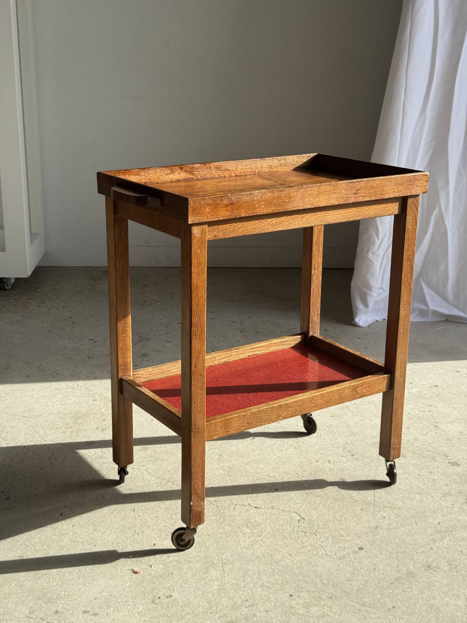Wooden rolling trolley with removable top H66 75x35