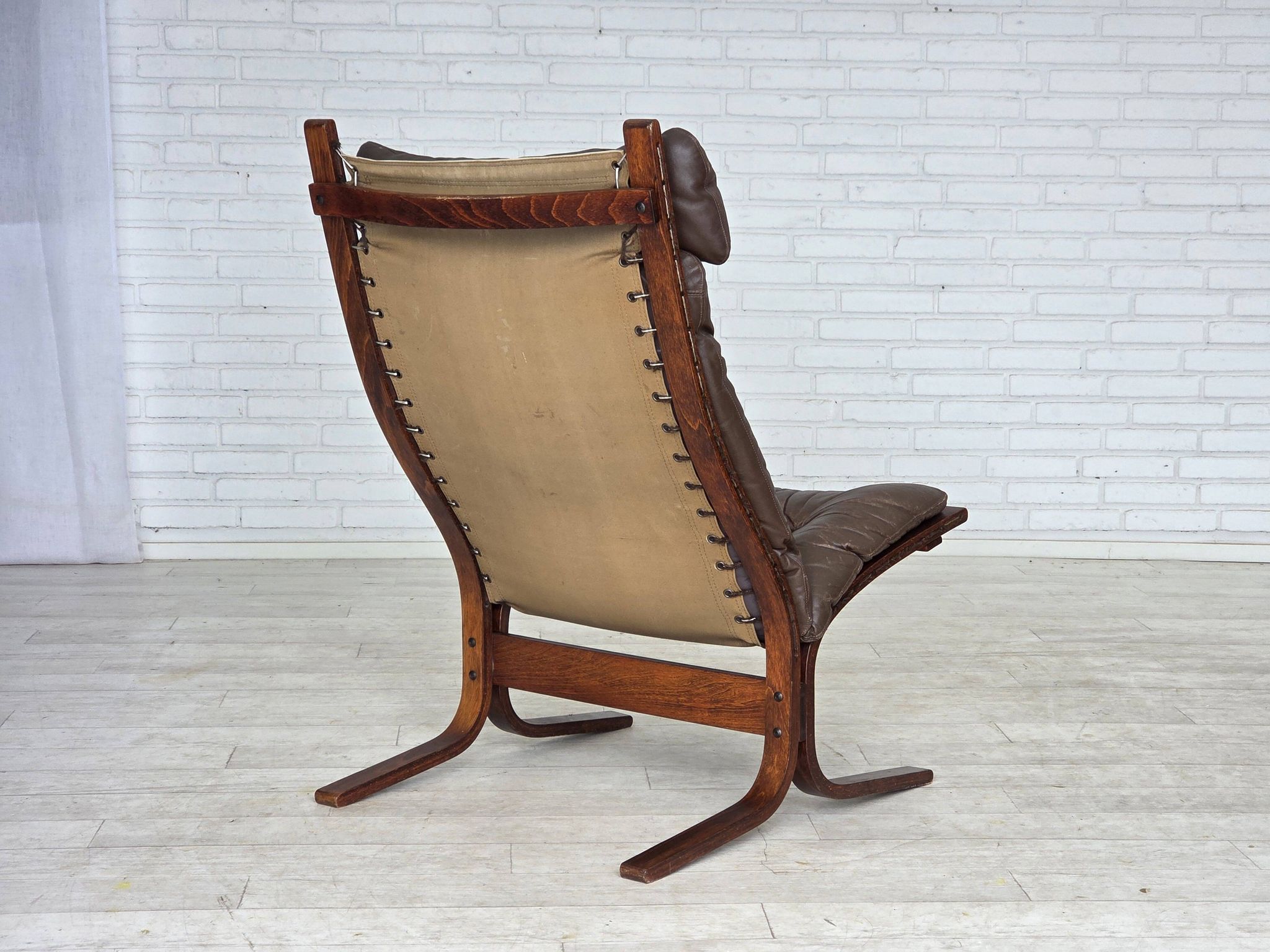 Années 1970, design norvégien par Ingmar Relling, fauteuil, modèle "Siesta".