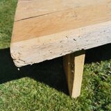 Old brutalist art bench, in natural raw oak
