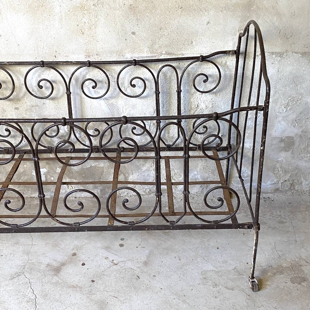 Banquette en fer forgé vintage