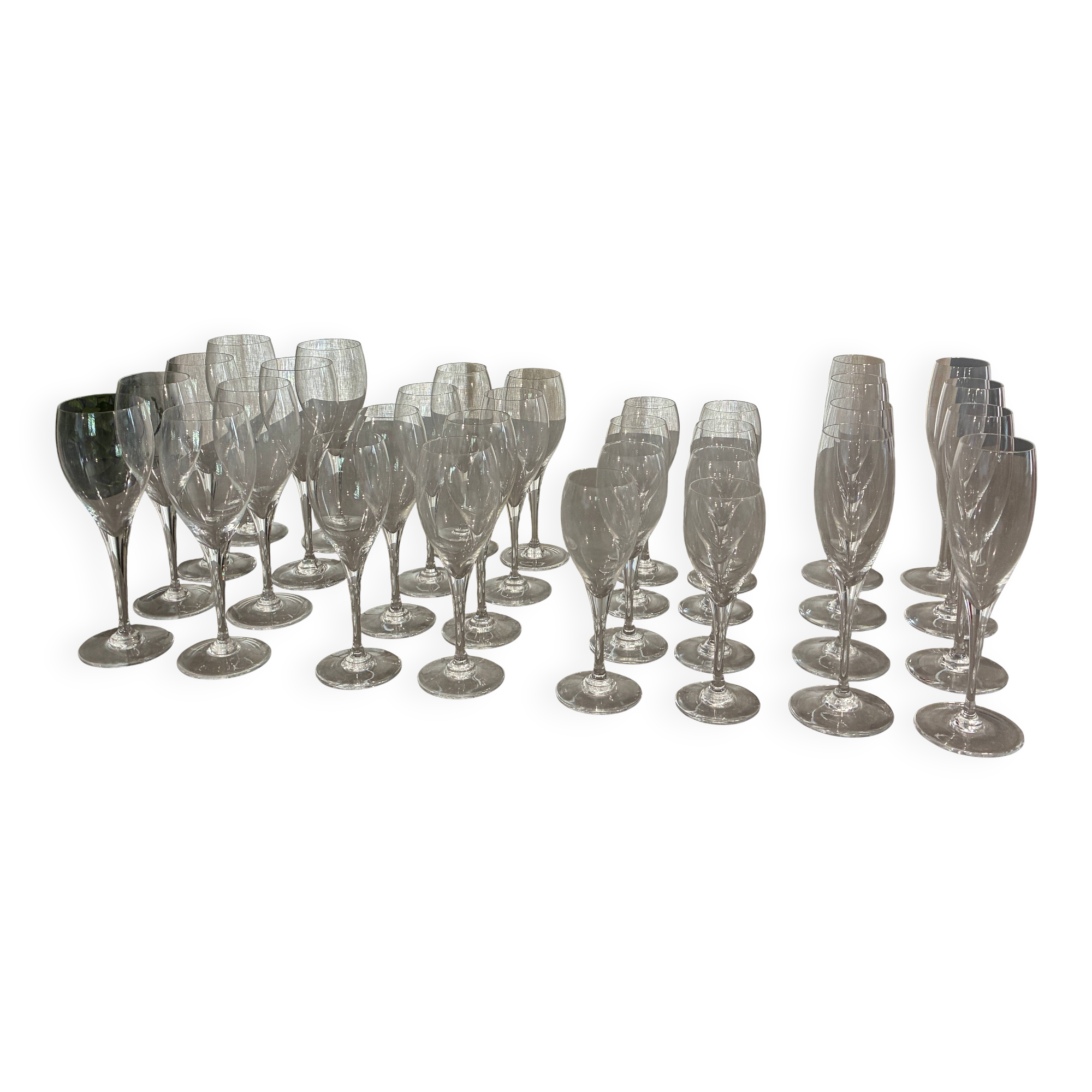 Baccarat crystal glassware service, Saint Remy model in original boxes.