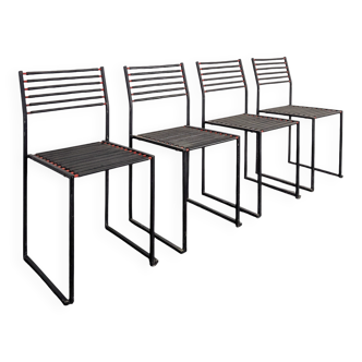 Set of 4 Memphis style chairs