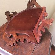 Étagère d'angle en bois massif chantourné pliable art nouveau