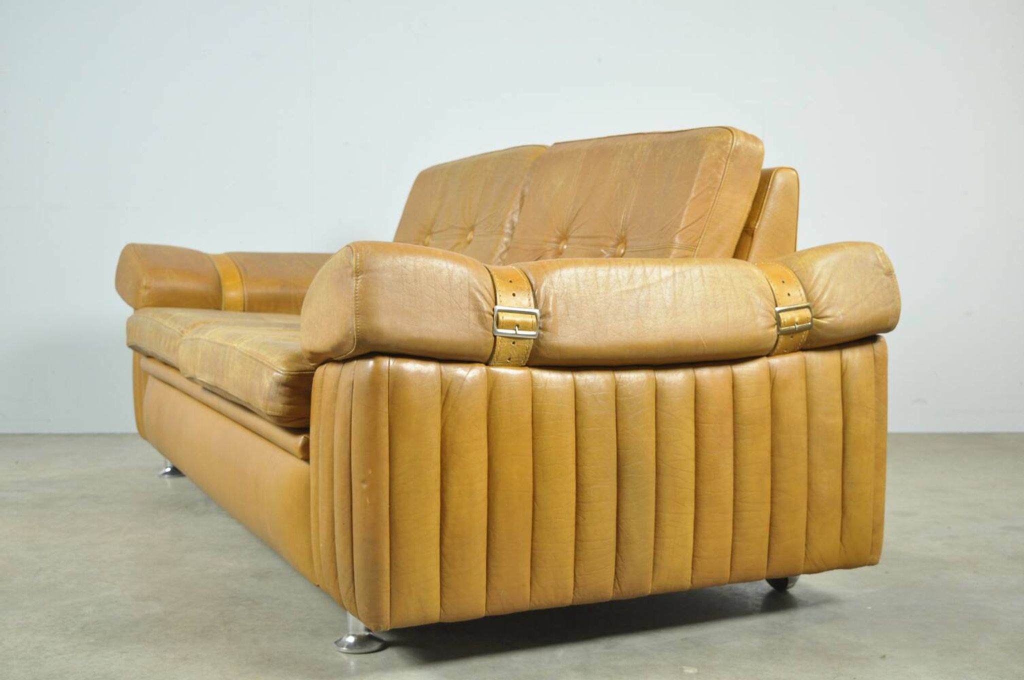 Danish vintage leather 2-seater sofa by svend skipper, 1970s
