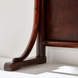 10904 coat stand